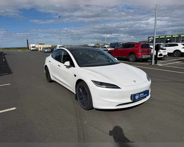 2024 Tesla Model 3 Premium RWD