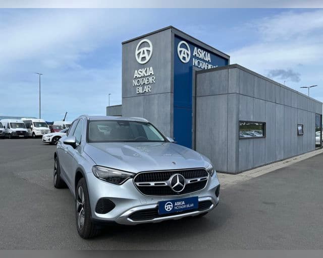 2024 Mercedes-Benz GLC 300 E 4MATIC Progressive