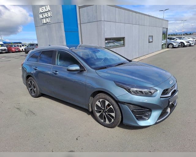 2022 Kia Ceed SW PHEV Urban
