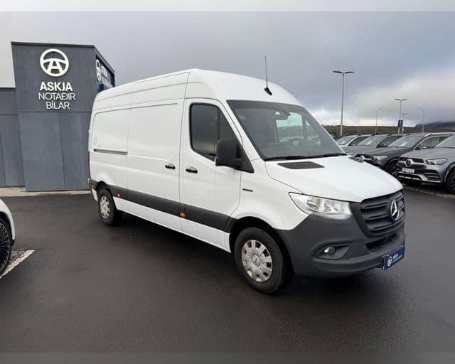 2025 Mercedes-Benz Sprinter Bussines 47kWh
