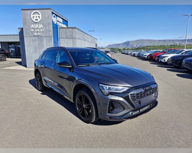 2023 Audi Q8 55 e-tron S-Line