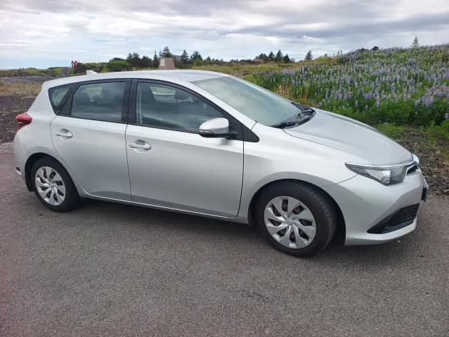 2017 Toyota Auris