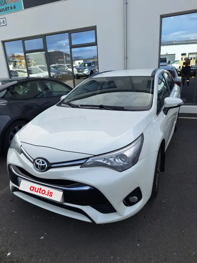 2017 Toyota Avensis