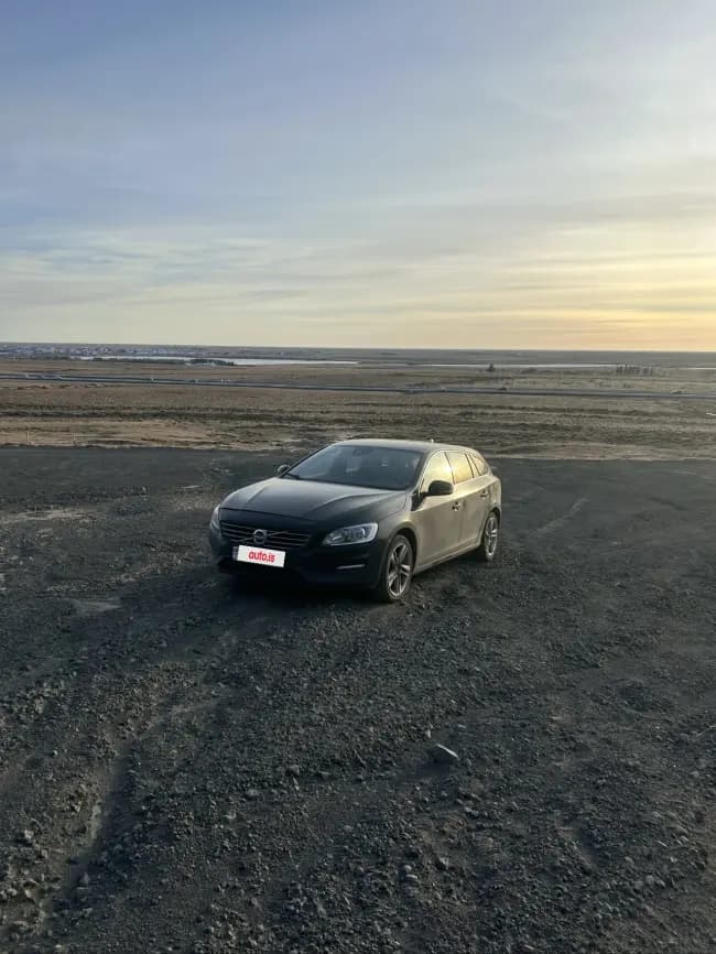 2017 Volvo V60