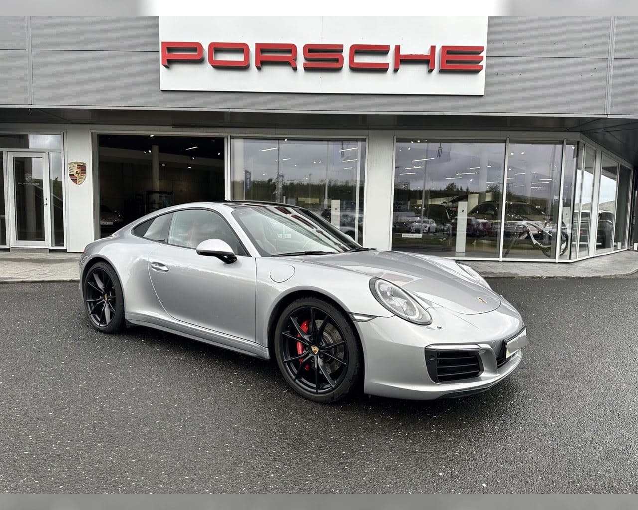 2018 Porsche 911 Carrera 4S