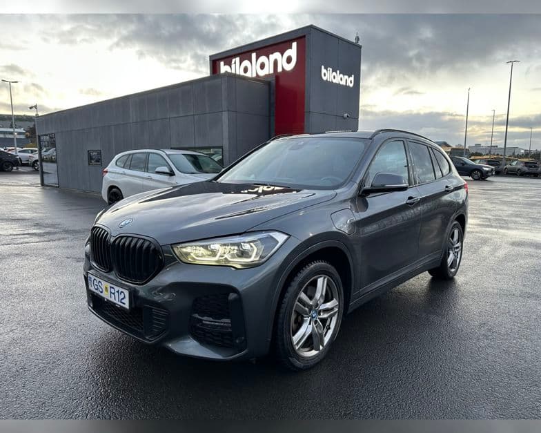 2022 BMW X1 xDrive25e M-Sport PHEV