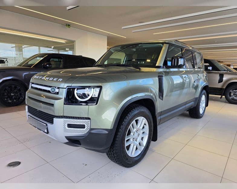 2025 Land Rover Defender PHEV S 300ps
