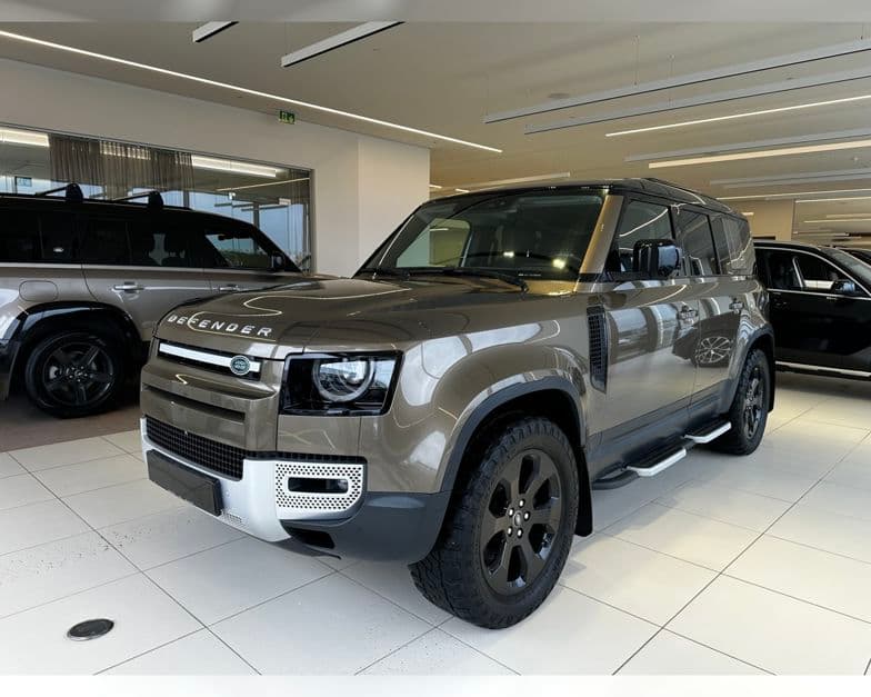 2021 Land Rover Defender HSE 3 0 D250