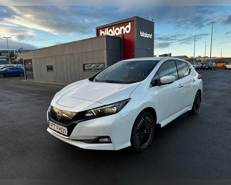 2023 Nissan Leaf N-Connecta 62kWh