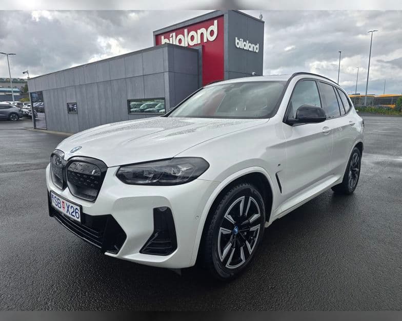 2024 BMW iX3 M-Sport
