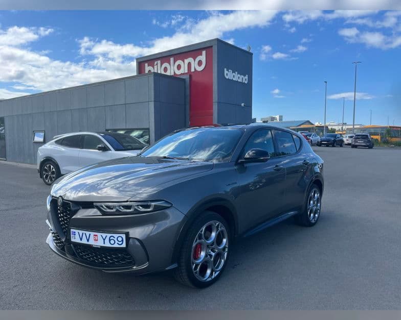 2024 Alfa-Romeo Tonale Veloce Plug-in Hybrid