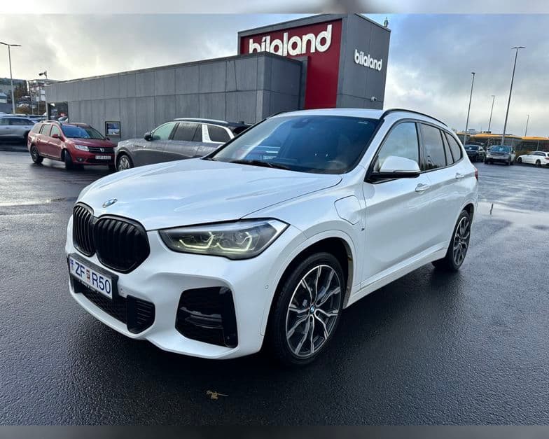 2021 BMW X1 xDrive25e M-Sport PHEV