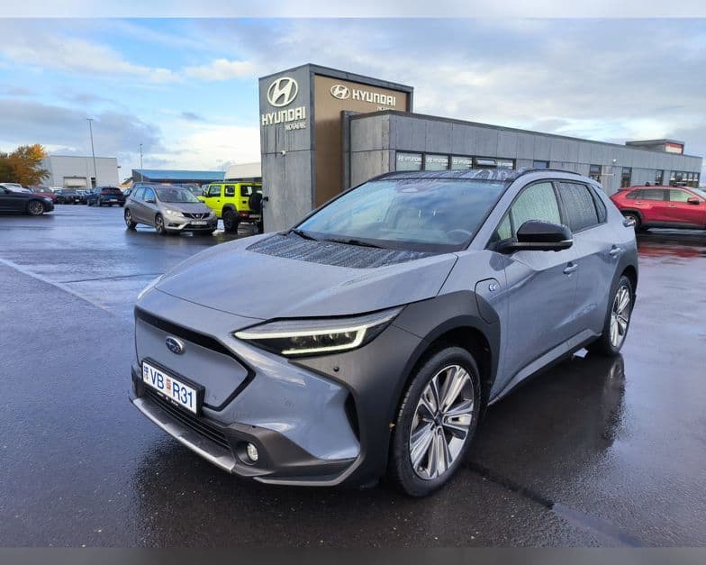 2023 Subaru Solterra LUX