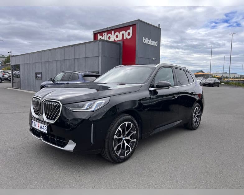 2025 BMW X3 30e xDrive X-Line
