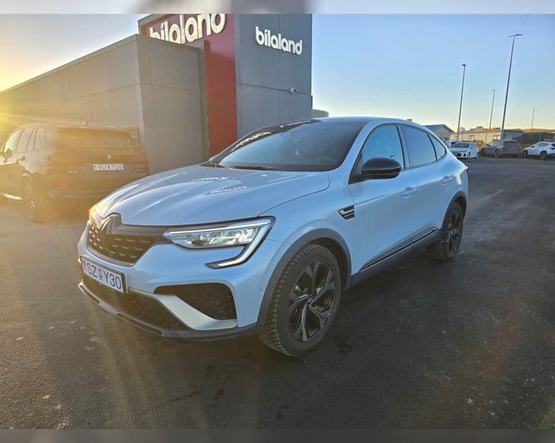 2025 Renault Arkana E-Tech RS Line