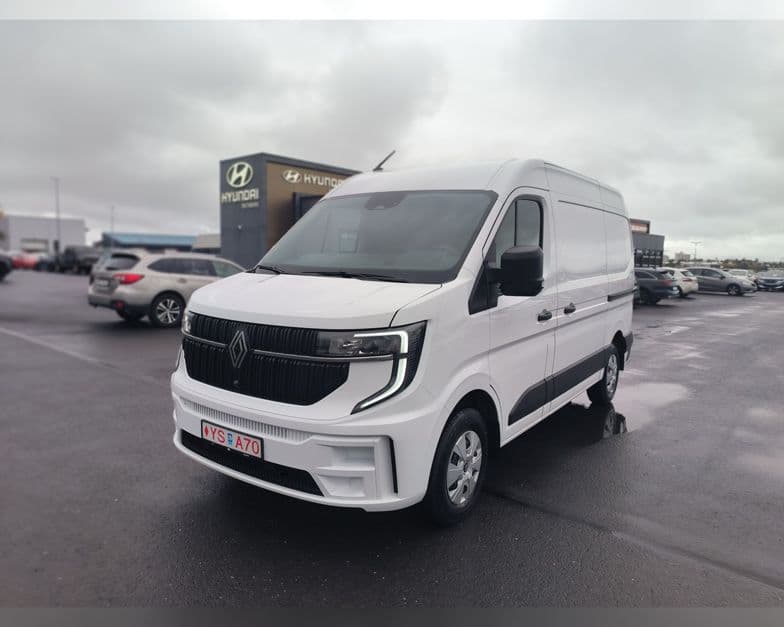 2025 Renault Master L2H2