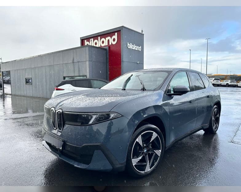 2026 BMW iX3 50 xDrive Series