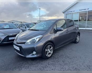 2013 Toyota Yaris Hybrid Active