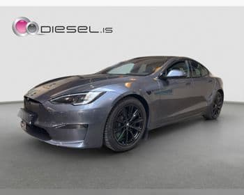 2023 Tesla Model S Plaid