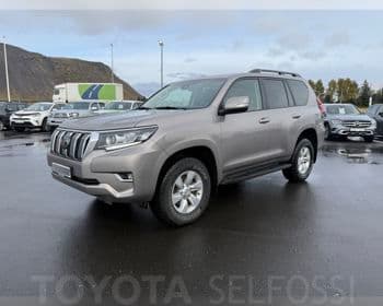 2023 Toyota Land Cruiser 150 GX