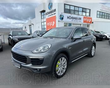 2017 Porsche Cayenne S E-Hybrid M/krók
