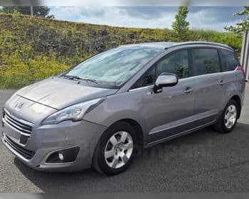 2016 Peugeot 5008