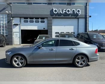 2018 Volvo S90 Momentum D4