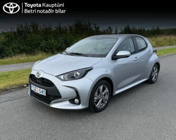 2026 Toyota Yaris Active Hybrid