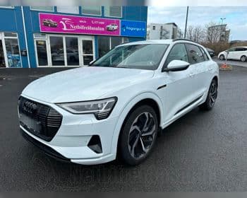 2022 Audi e-tron 50 Black Pack