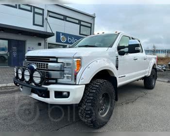 2017 Ford F-350 Platinum 37