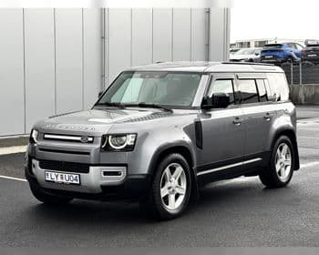 2022 Land Rover Defender SE PHEV