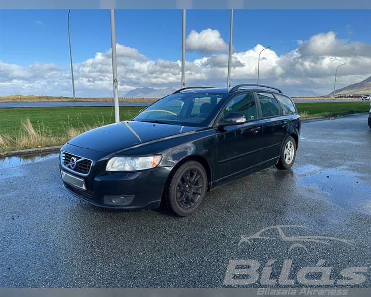 2011 Volvo V50