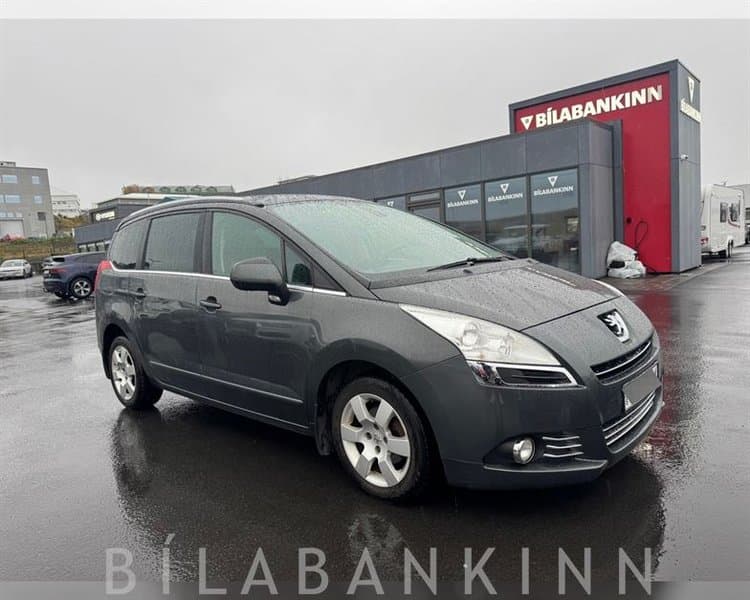 2013 Peugeot 5008
