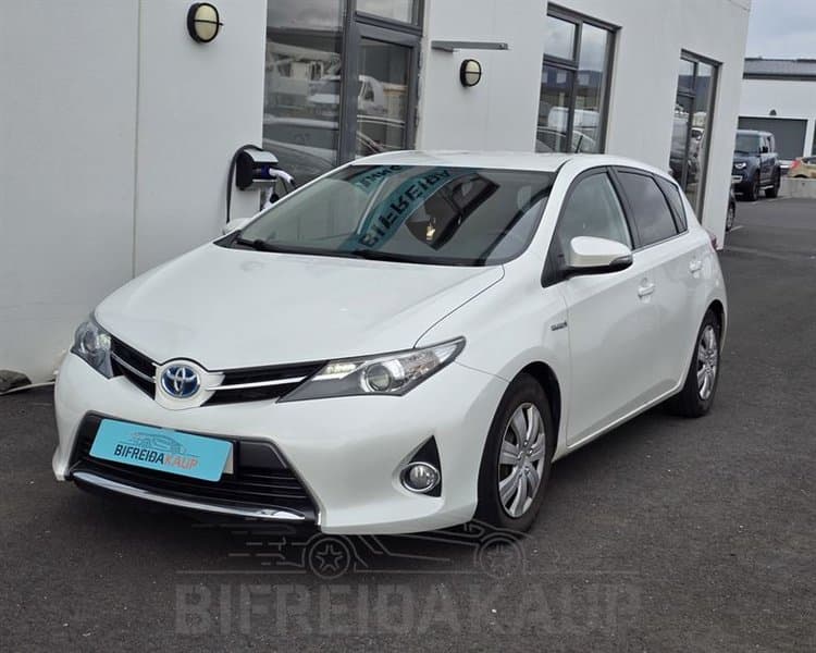 2015 Toyota Auris