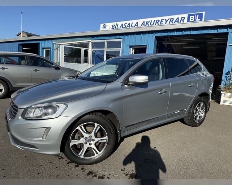 2015 Volvo XC60