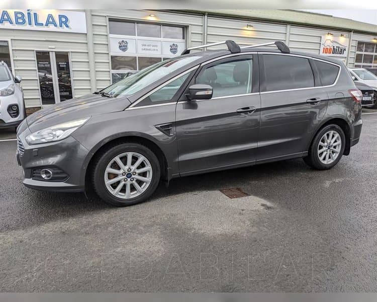 2017 Ford S-Max
