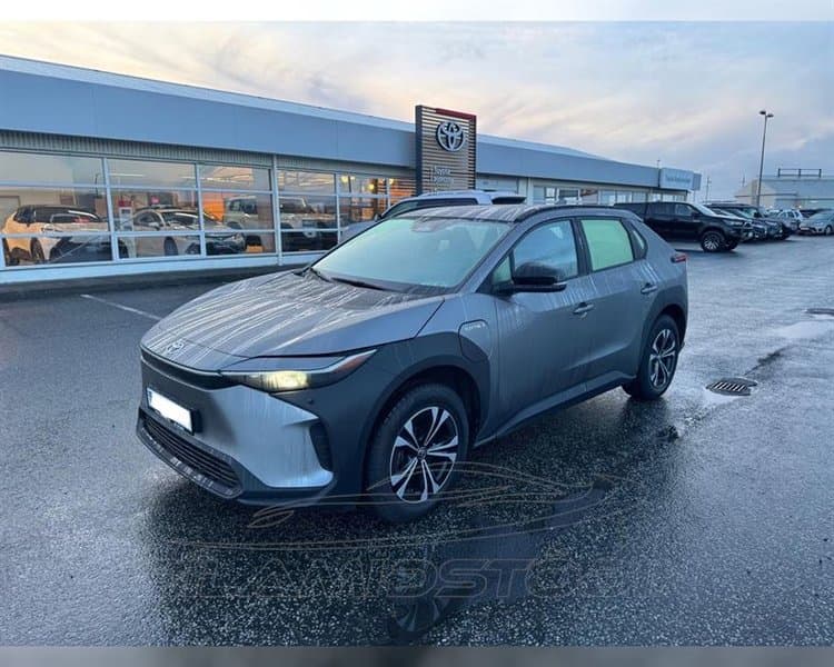 2023 Toyota bZ4X
