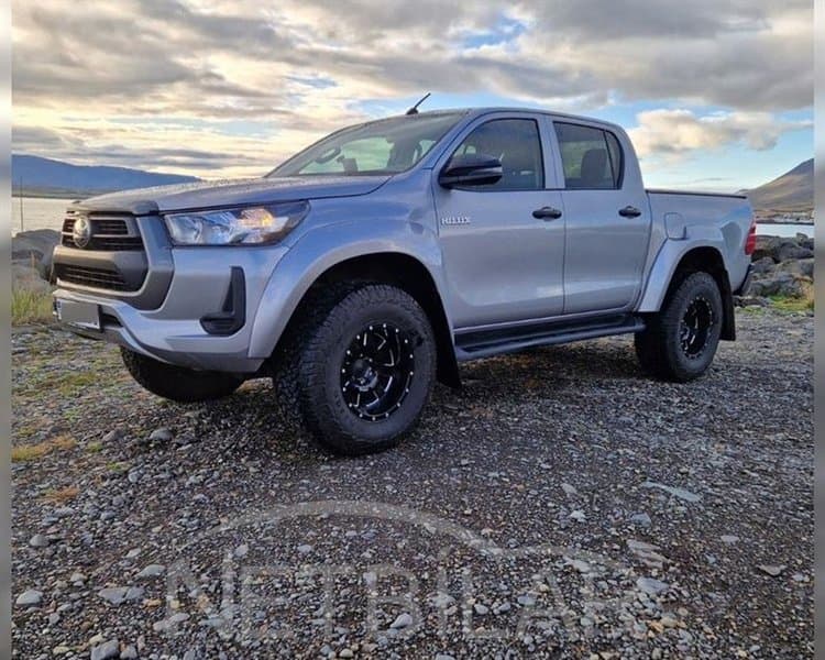 2023 Toyota Hilux