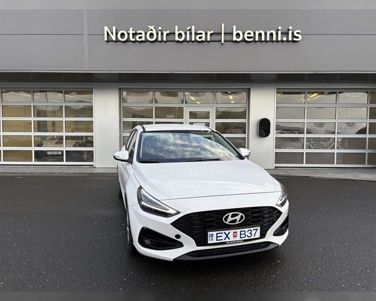 2025 Hyundai i30