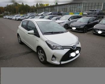 2016 Toyota Yaris Hybrid