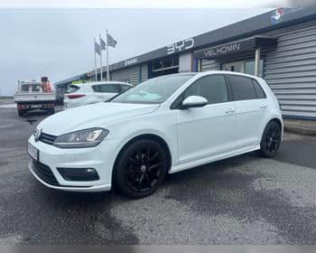 2014 Volkswagen Golf R-Line