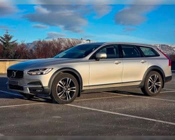2019 Volvo V90 Cross Country D4