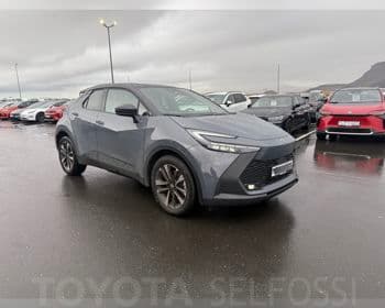 2026 Toyota C-HR Style Plug-in