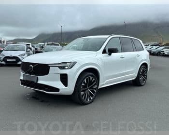2025 Volvo XC90 T8 Ultimate Dark Plug-in Hybrid