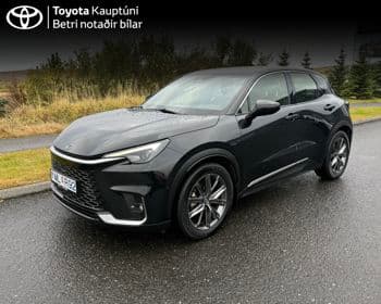2024 Lexus LBX Black Advanced AWD