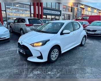 2022 Toyota Yaris Active