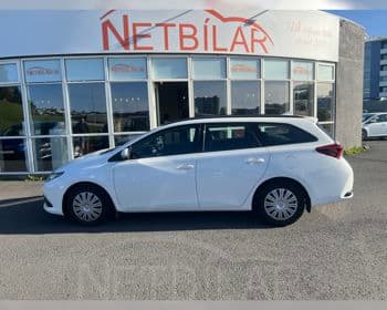 2016 Toyota Auris
