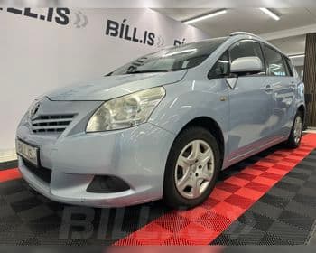 2010 Toyota Verso