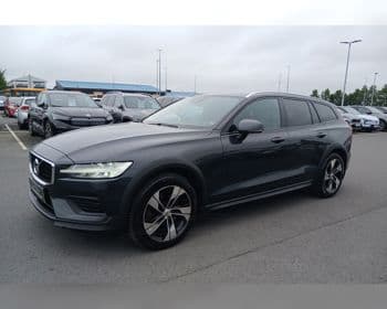2019 Volvo V60 Cross Country