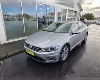 2019 Volkswagen Passat GTE